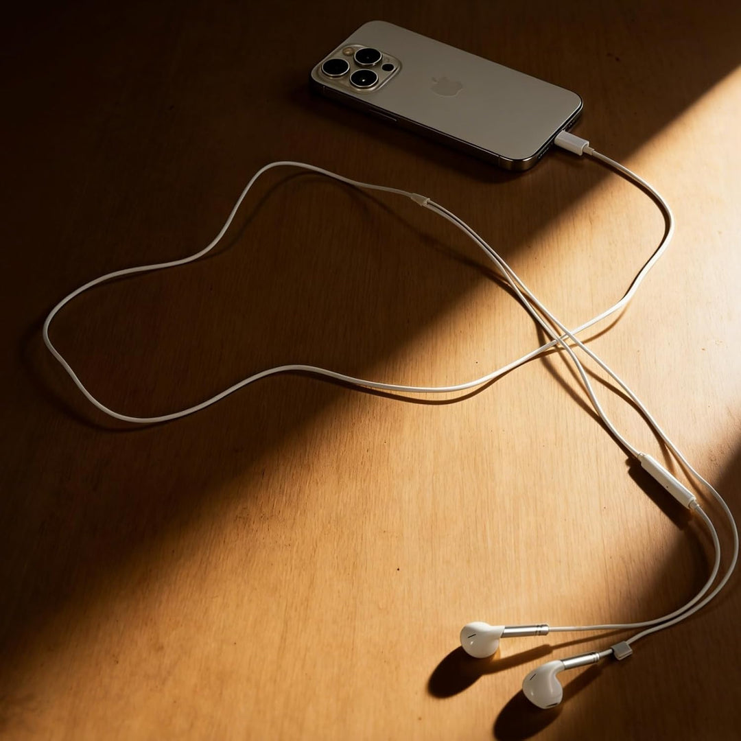 yobola USB C Kopfhörer mit Kabel, In Ear Kabelkopfhörer mit Mikrofon und Lautstärkeregelung, HiFi St