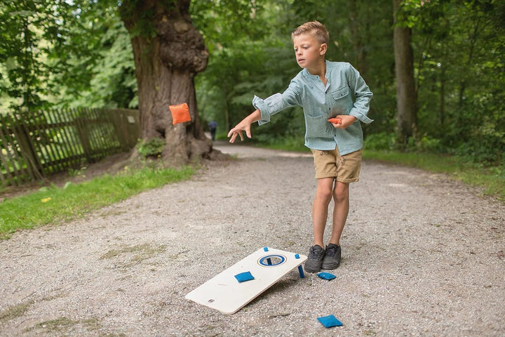BS Toys Cornhole Spiel für Garten - Wurfspiel für Draussen - Holz Konstruktion - Spass für die ganze
