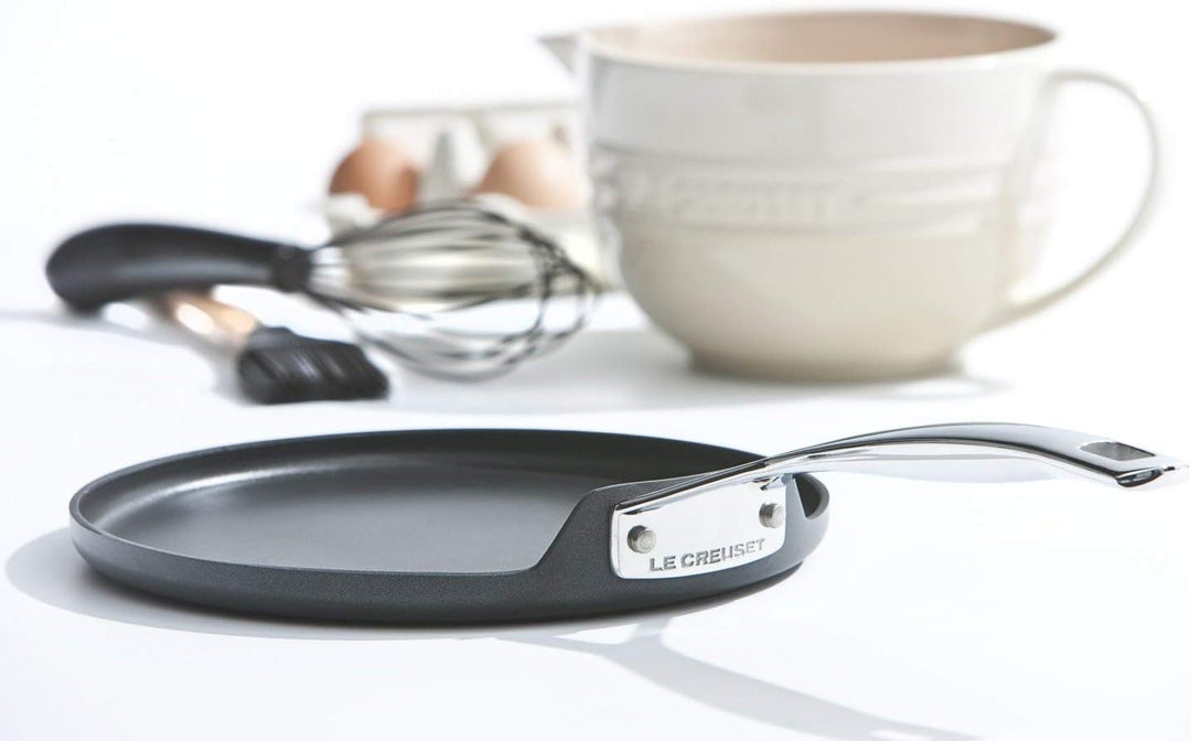 Le Creuset Aluminium-Antihaft Crêpespfanne, Ø 24 cm, Für alle Herdarten inkl. Induktion geeignet, An