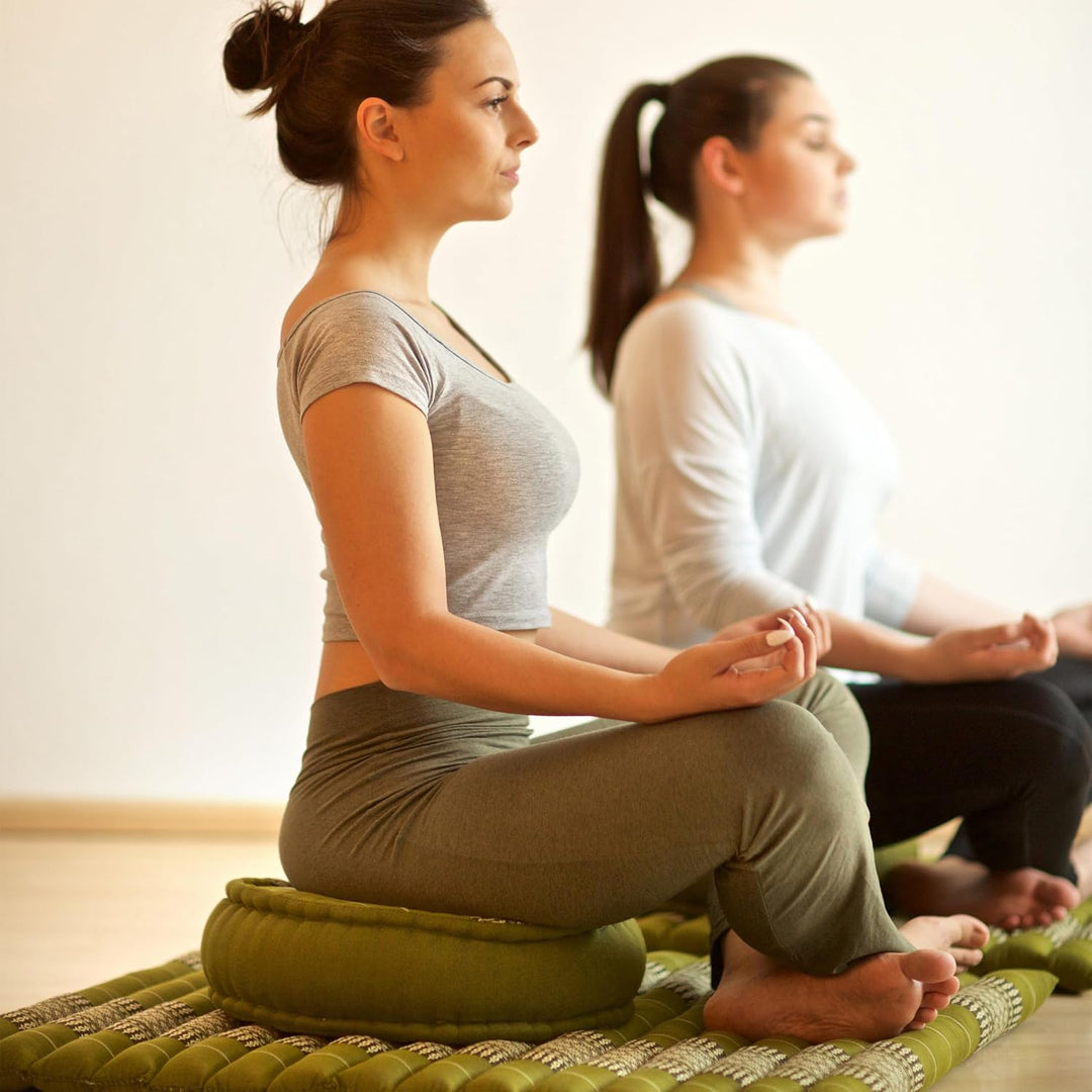 livasia Meditationsset XL - Ø 38x15cm / Matte 75x75x4,5cm - Yogaset mit Kissen und Matte, Pouf, Yoga
