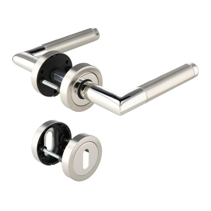 Aperit 49.340.02 Türbeschlag Modell SAVONA - Edelstahl Drücker Paar auf Rosetten 52mm mit Buntbart R