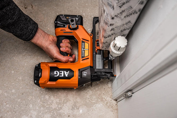 AEG Nagler 18V Brushless 16 GA ohne Akku und Ladegerät B16BN18-0