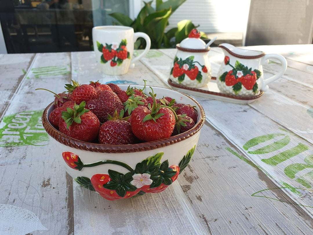 Dekohelden24 Dolomite Zuckerdose mit Löffel, Milchkännchen und Platte als 3er Set, mit Erdbeere-Reli
