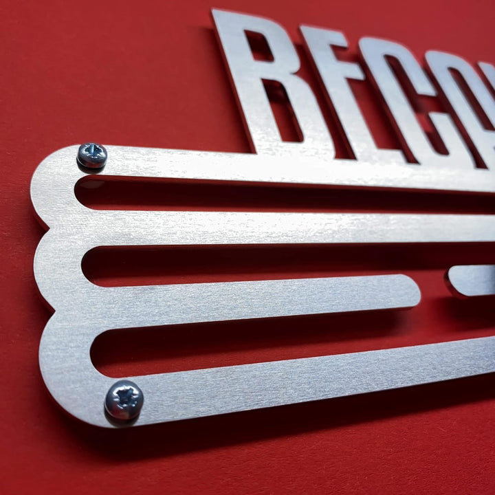 United Medals Because I CAN Medaillenhalter Stahl | Medaillen Aufhänger | Medal Hanger Holder Displa