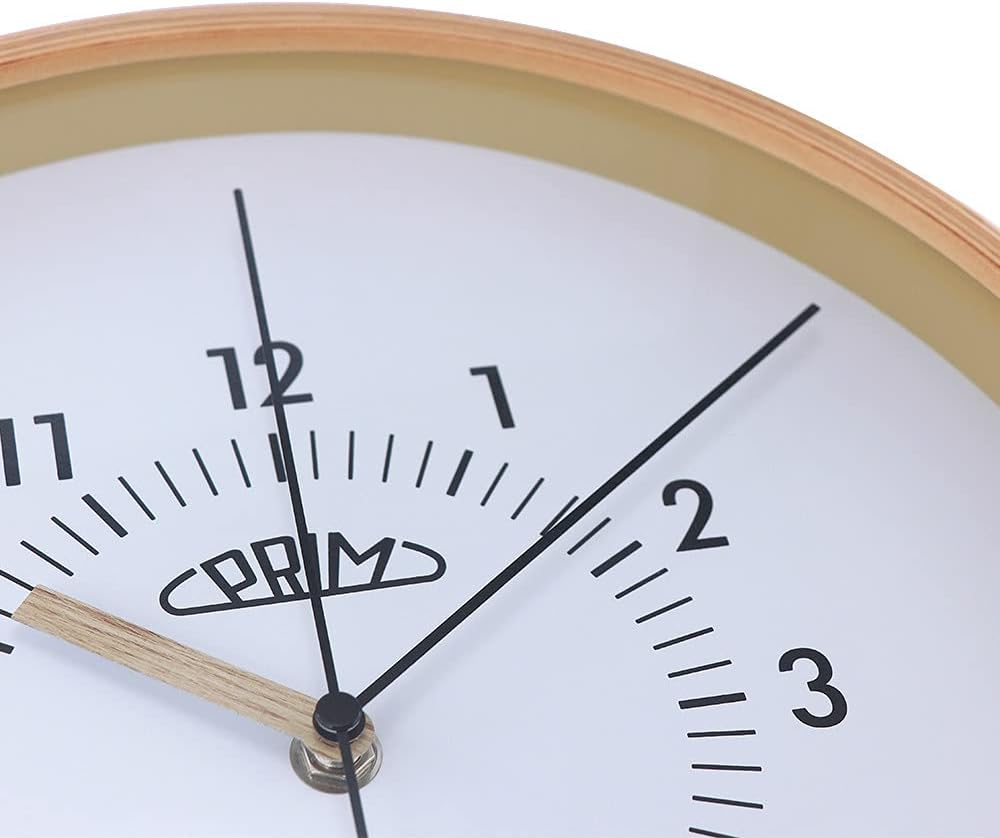 PRIM Organic Design Retrospect Wanduhr, Wood Clock, aus Holz, Zifferblatt in Weiss, die Nicht stört,