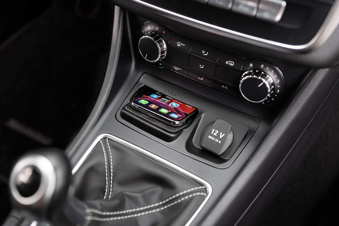 Kabellose Inbay Ladeschale/Ladestation fürs Auto kompatibel mit Mercedes A-Klasse CLA GLA 10W indukt