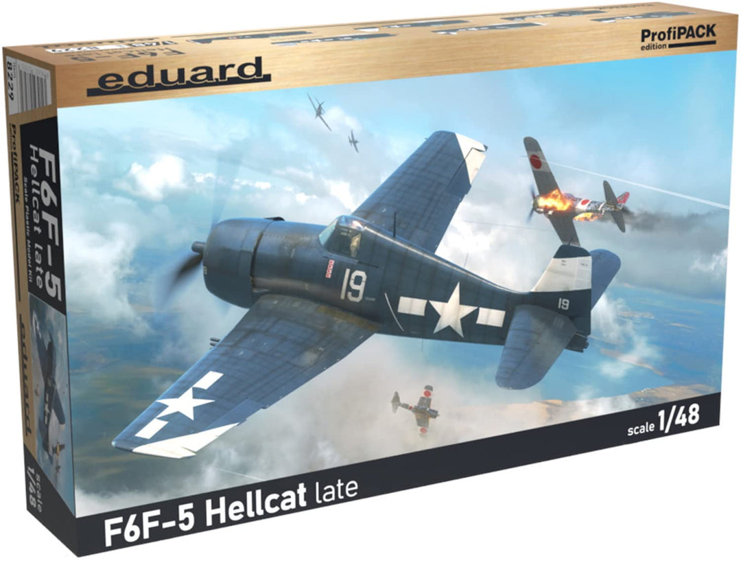 Eduard Plastic Kits 8229 - 1:48 F6F-5 Hellcat late 1/48 Weekend edition - Neu