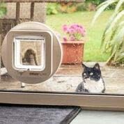 Sure Petcare SureFlap Mikrochip-Katzenklappe Connect, kompatibel mit Smartphone-App, Einbau in Türen