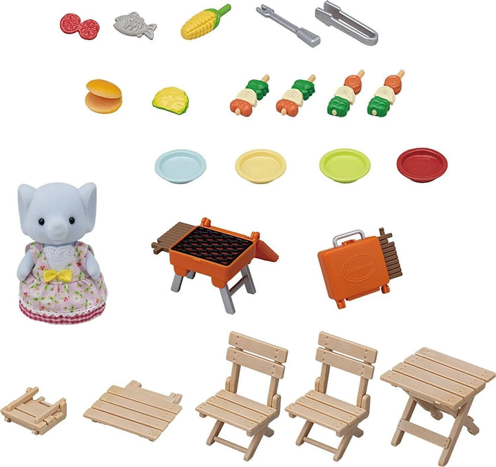 Sylvanian Families 5640 Picknick Spielset mit Figur - Puppenhaus Spielset, ‎5.8 x 4.7 x 5 cm