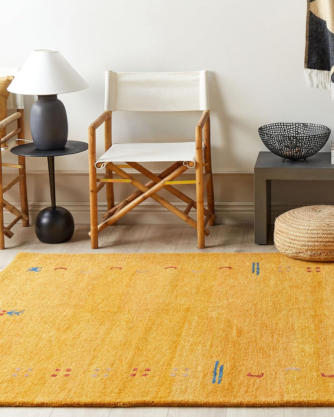 Gabbeh Teppich gelb aus Wolle 160x230 cm Hochflor mit Muster weich handgetuftet Akalan