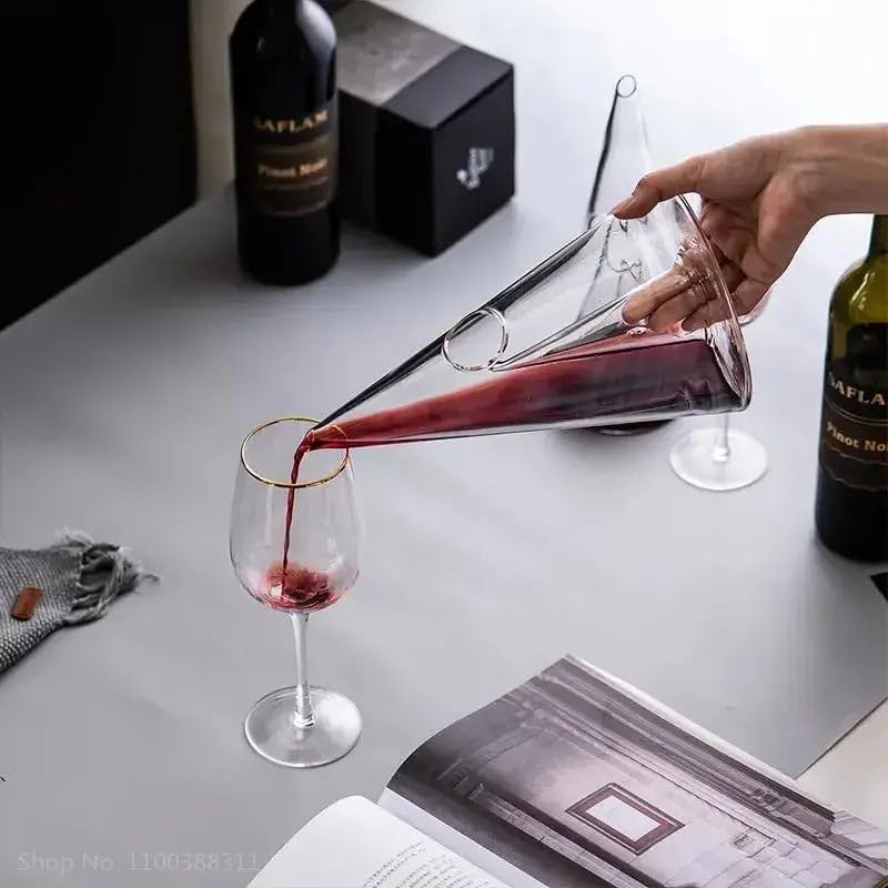 Handgefertigter Luxus Wein Dekanter PYRAMIDE (350ML), 350ML