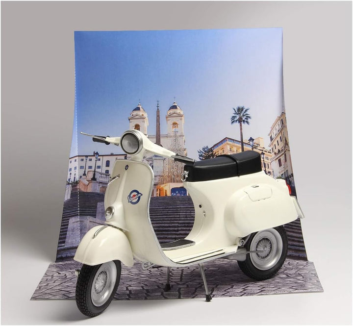 Italeri 4633 Vespa 510104633-1:9 125 "Primavera, Modellbau, Bausatz, Standmodellbau, Basteln, Hobby,