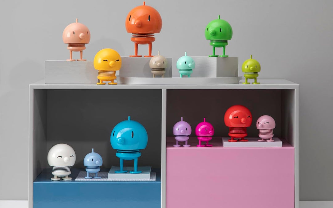 Hoptimist Bumble Wackelfigur & Glücksbringer, Skandinavische Deko Figuren für Wohnzimmer, Schreibtis