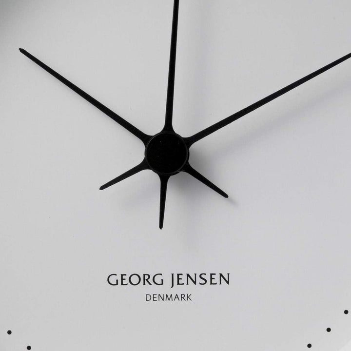 Georg Jensen Koppel Wanduhr 22 cm, Edelstahl mit Weissem Ziffernblatt Material : Precision Quartz Mo