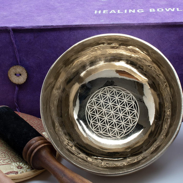 Healing-Box mit 3 besonderen, fein gravierten Klangschalen in Hochglanz-Optik für Meditation u. Klan