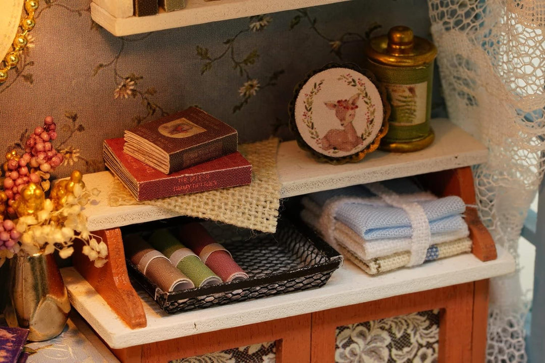 CUTEROOM DIY Puppenhaus aus Holz, Handcraft, Miniatur Kit-Salon, Modell und Möbel, Zeigen Fotos und
