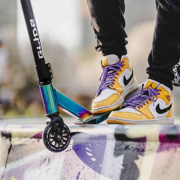 Movino Stunt Scooter Stunt Roller Kickscooter Professioneller Freestyle Roller Trick Roller ABEC 9 K