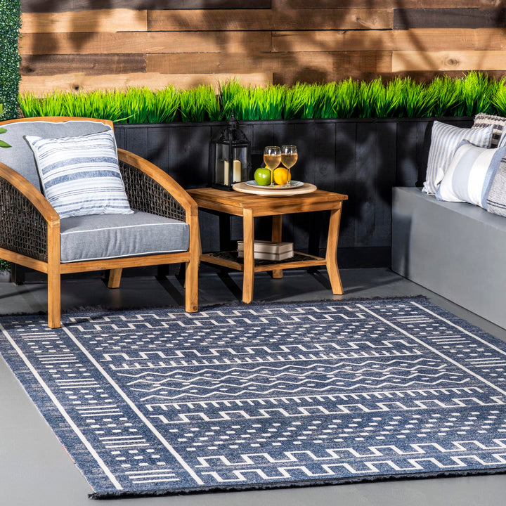 nuLOOM Area Rug, 4' x 6', Blue 4' x 6' (Rectangular) Blau, 4' x 6' (Rectangular) Blau