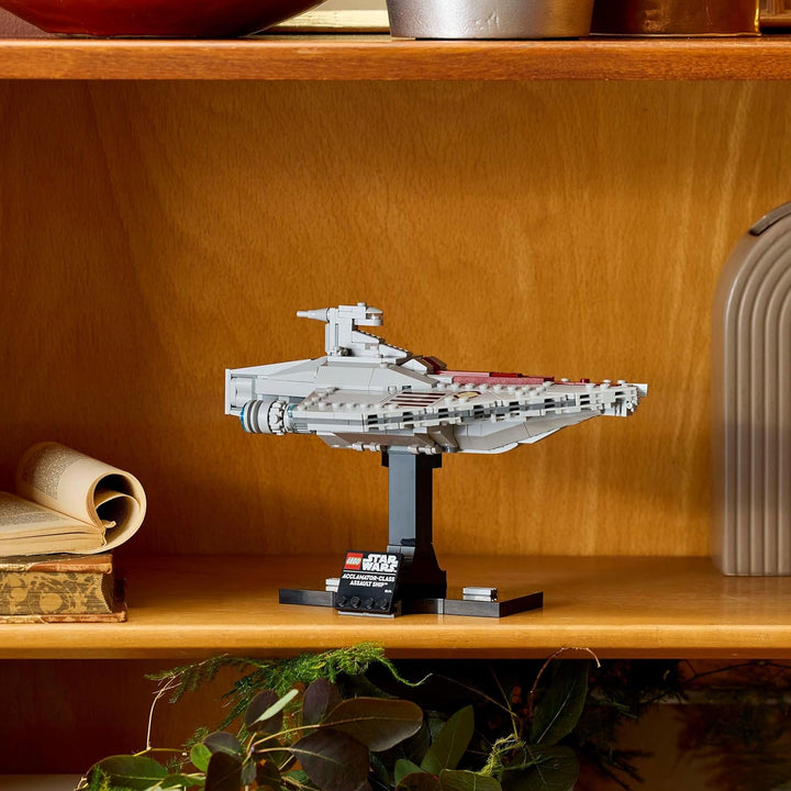 LEGO Star Wars 75404 Assault Ship der Acclamator-Klasse aus Angriff der Klonkrieger - Sternenschiff