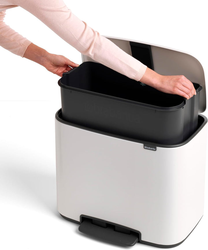 Brabantia Bo Treteimer 36 L Abfalleimer, Metall, Weiss, 54 x 36.5 x 44 cm, 1 Einheiten 1 Inneneimer