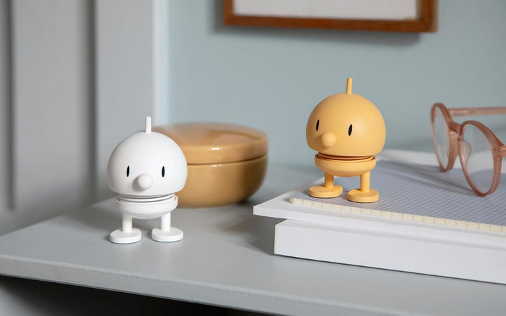 Hoptimist Soft Bumble Wackelfigur & Glücksbringer, Skandinavische Deko Figuren für Wohnzimmer, Schre