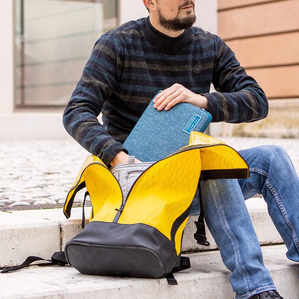 Stark Sleeve Schutzhülle für MacBook 13 Zoll (33 cm), Laptops 13 Zoll (33 cm), aus Neopren, stoss- u