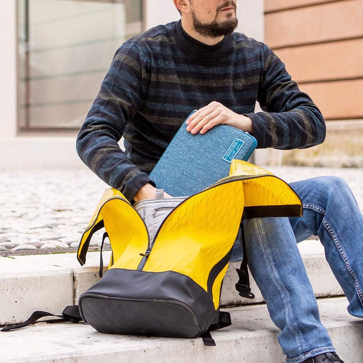 Stark Sleeve Schutzhülle für MacBook 13 Zoll (33 cm), Laptops 13 Zoll (33 cm), aus Neopren, stoss- u