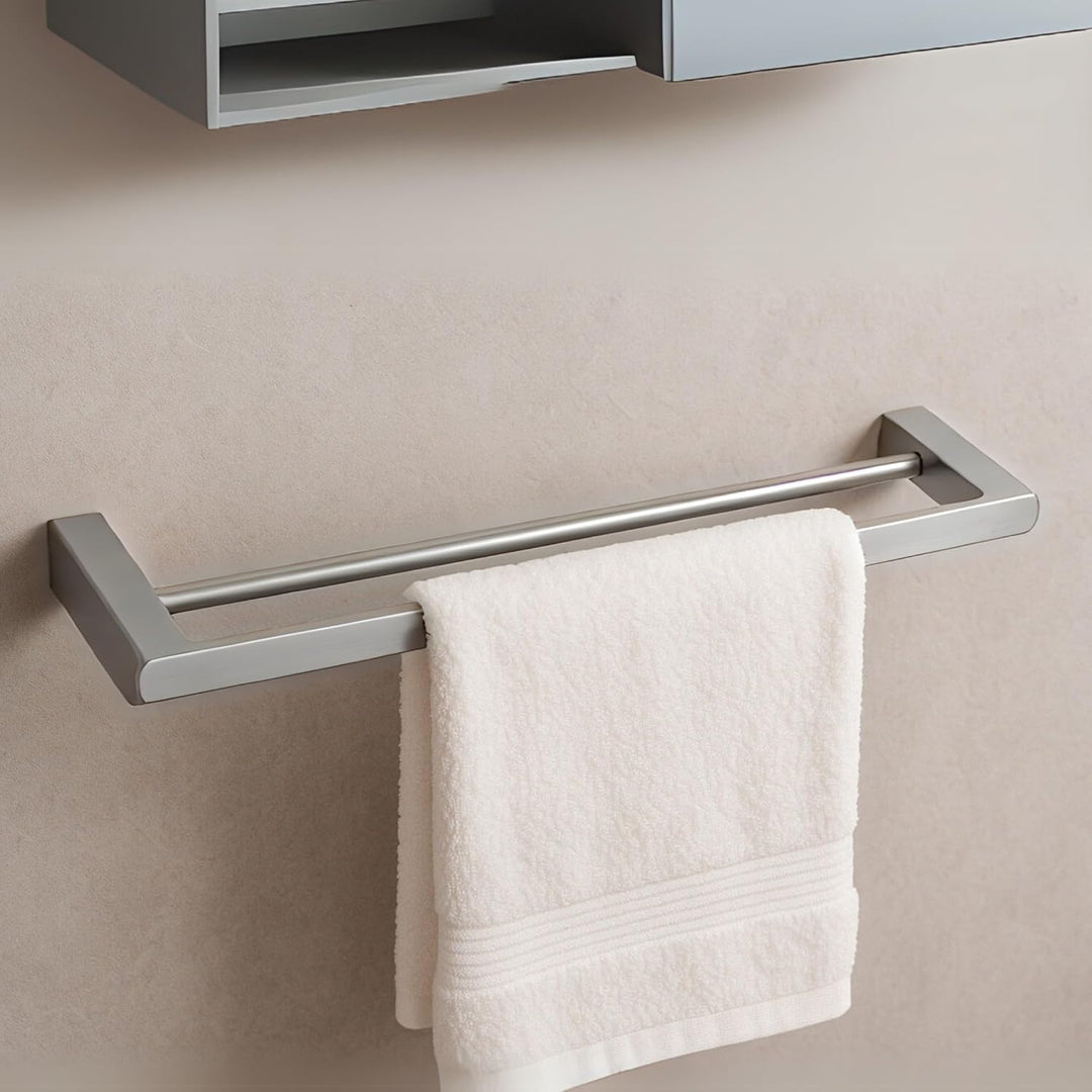 Handtuchhalter Balneo QARX Modell 3 600x110x25 mm, INOX | AISI-304-Edelstahl; verdeckte Schraubbefes