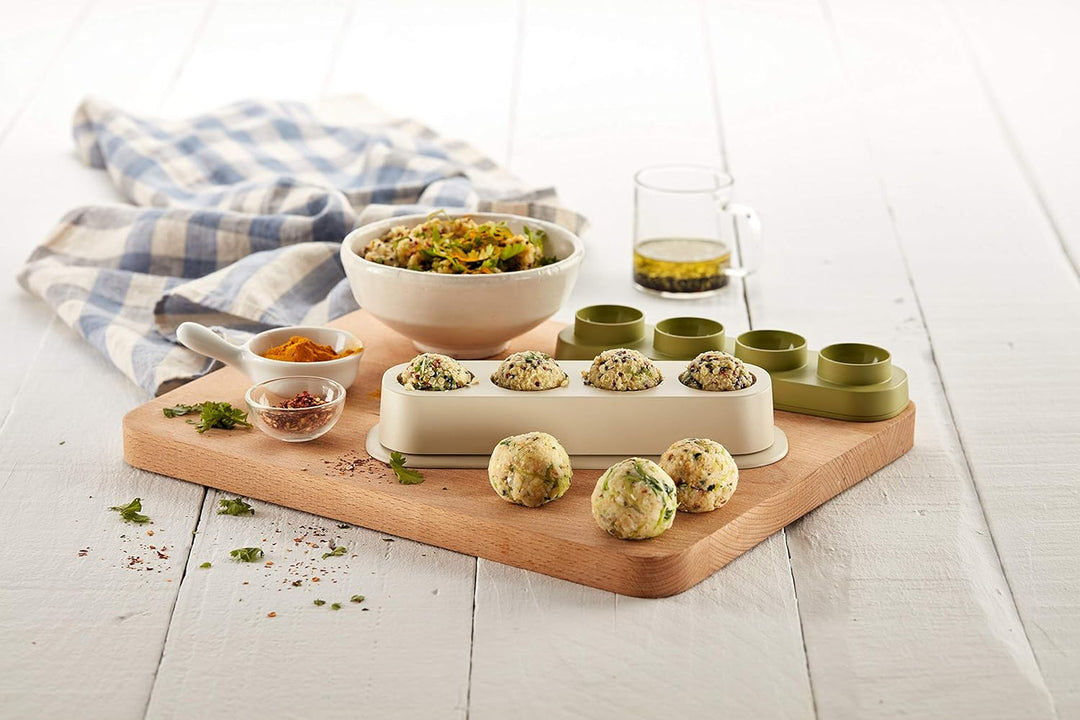 Lékué Veggie Balls mold. vegetarische Gemüsebällchen in Form von kleinen Bällchen, Grün