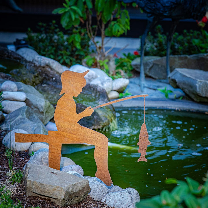 MM Steel Styles Edelrost Angler Gartenstecker-einfach einsteckbare Rostdeko aus hochwertigem Cortens