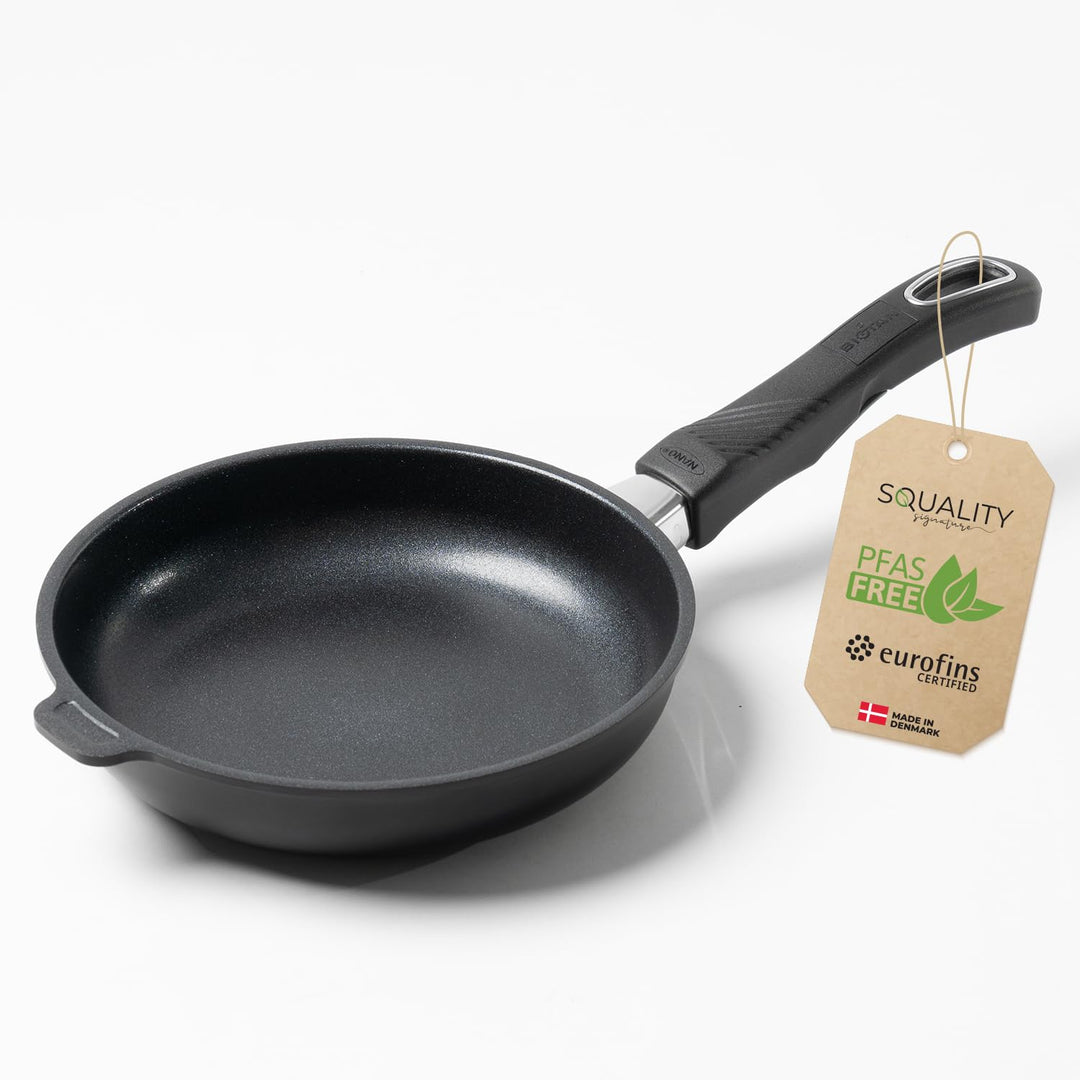Squality Premium Bratpfanne PFAS frei 20 cm – Antihaft Pfanne beschichtet aus Dänemark | Ofenfest bi