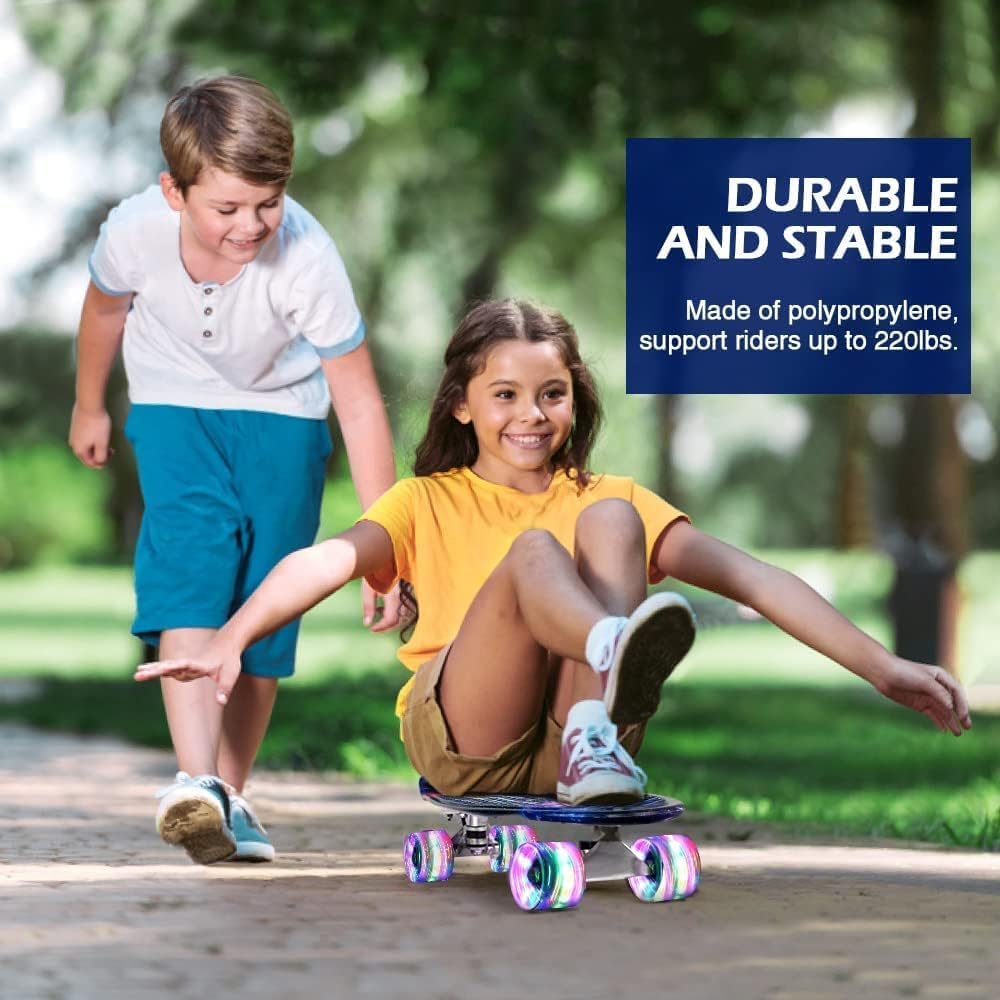 BELEEV Skateboard Komplette 22 Zoll Mini Cruiser Skateboard für Kinder Jugendliche Erwachsene, LED L