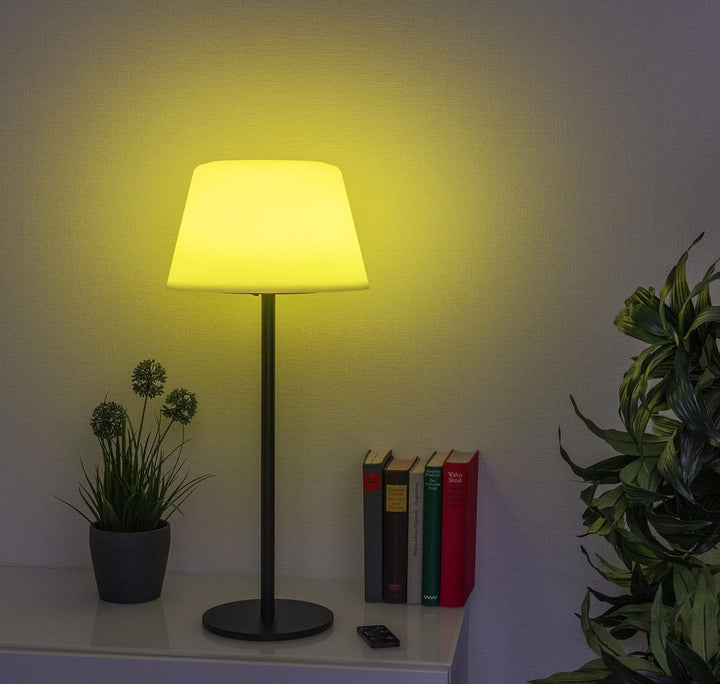 Lunartec LED Akku Tischleuchte: 2er-Set Solar-LED-Tisch- & Stehleuchte, Fernbedienung, CCT, 400 lm (