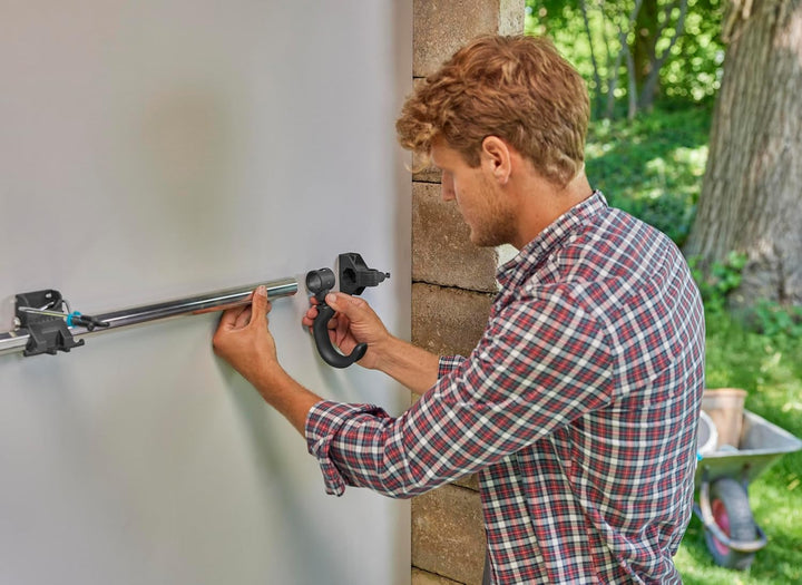 Gardena Gerätehalter Plus: Wandhalterung für Haus- und Gartengeräte, 78 cm Breite, 60 kg Maximalgewi