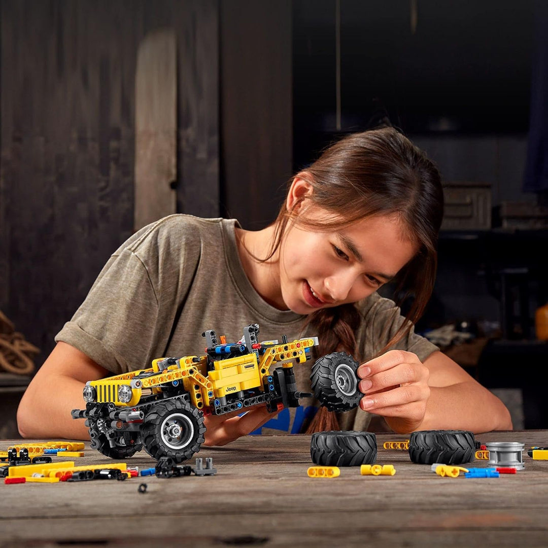 LEGO Technic 42122 - Jeep Wrangler Rubicon (665 Teile) Neu 2021