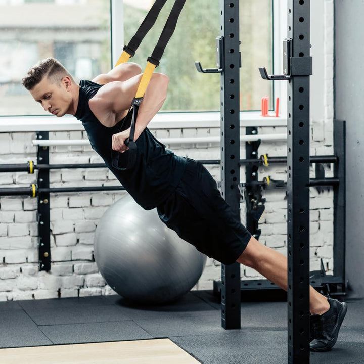 Schlingentrainer für ein Ganzkörpertraining für Home Gym Der Sling trainer wird mit einer eigenen Ne