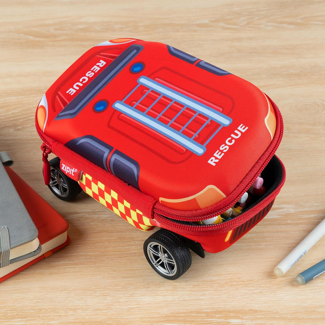 ZIPIT Federmäppchen mit Feuerwehrauto für Jungen, Grosses Mäppchen für die Schule, Etui für Kinder,