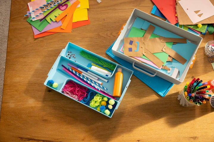 Fiskars Kreativ-Toolbox für Kinder ab 5 Jahren, Mobile Bastelwerkstatt für kleine Künstler*innen, Au