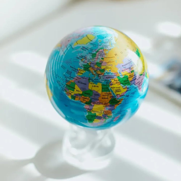 MOVA Globus Ozeanblau Politisch Klassik (4,5") – Rotierender Weltglobus mit Länderkarte, Solarbetrie