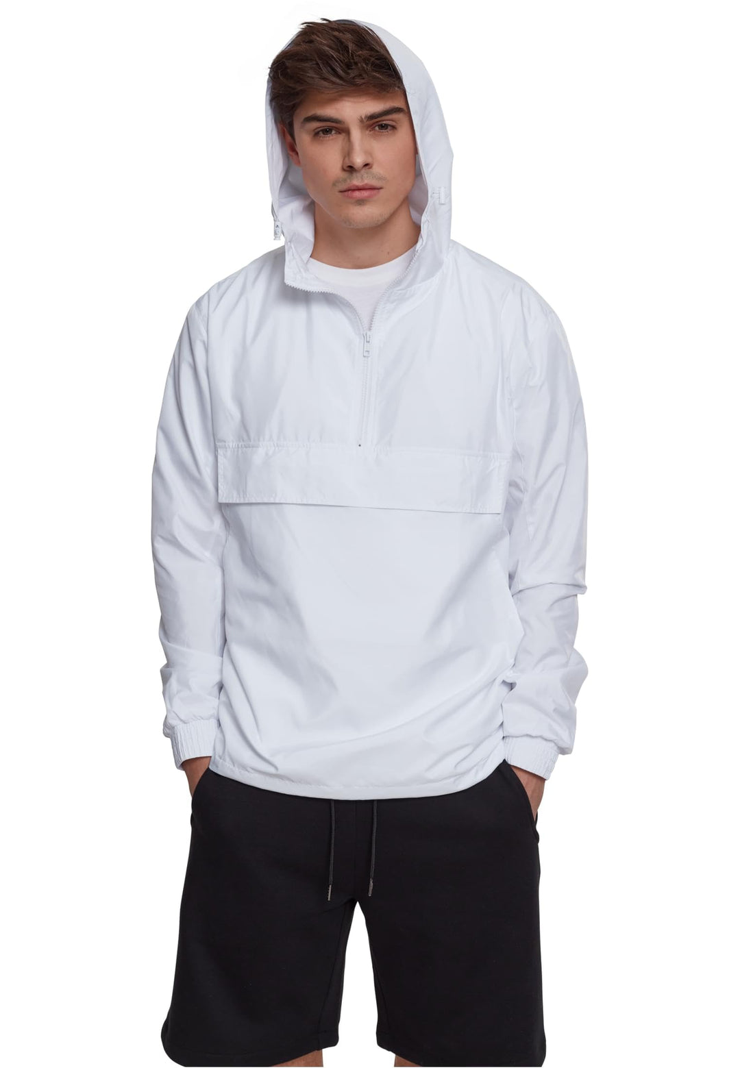Urban Classics Herren Windbreaker Jacke Überziehjacke mit Kapuze & Brusttasche einfarbige Übergangsj