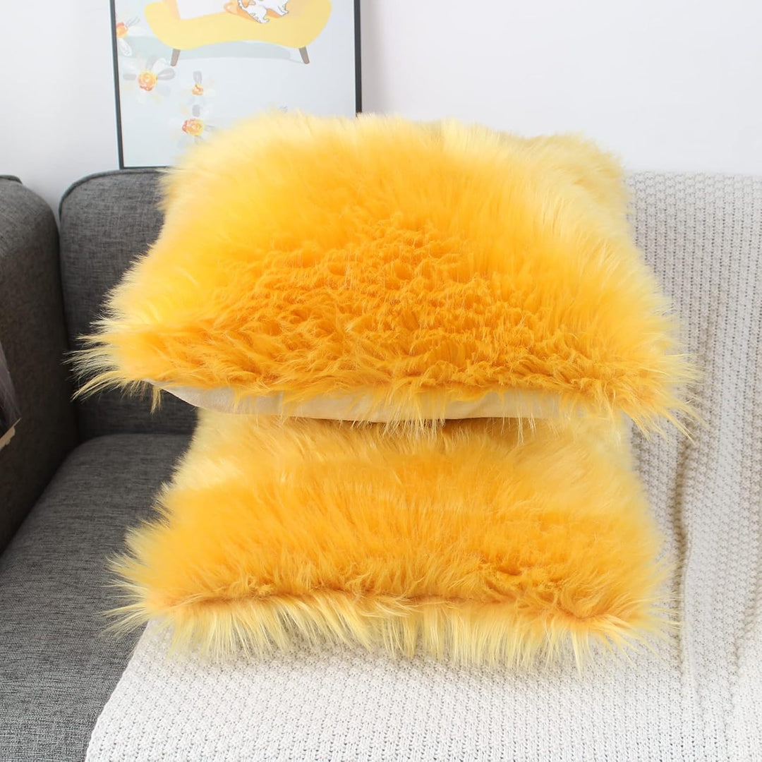 OYIMUA 2 Pcs Weicher Zierkissenbezüge Deko Kissen Schaffell Lammfell Kunstfell Langhaar Zierkissen K