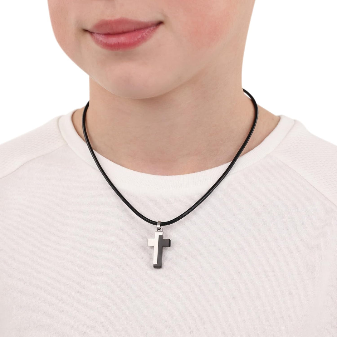 s.Oliver Kette mit Anhänger Edelstahl Leder Jungen Kinder Halsschmuck, 40+3 cm, Schwarz, Kreuz, Komm