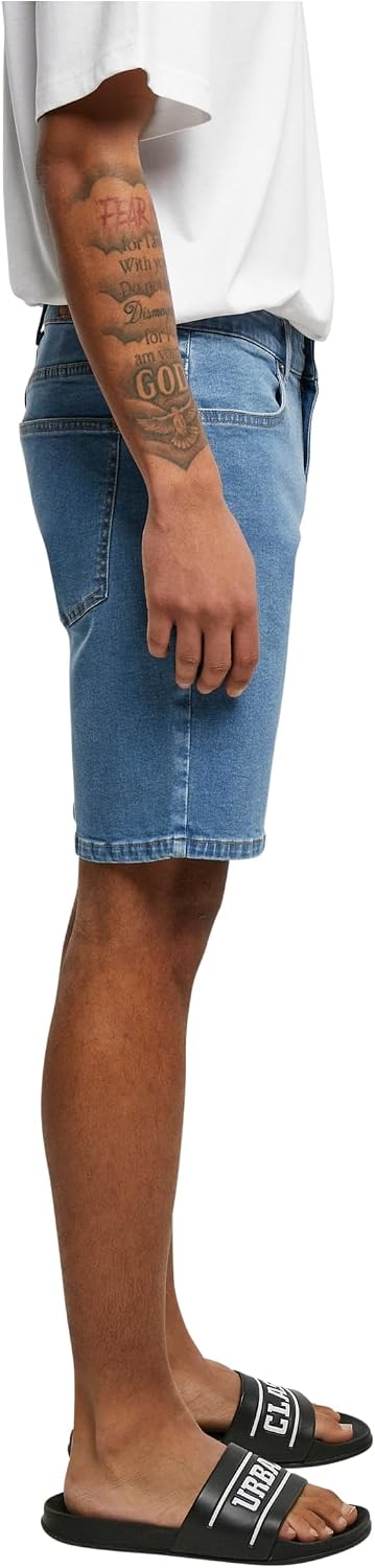 Urban Classics Herren Shorts Relaxed Fit Jeans Shorts, Männer Jeans-Shorts, kurze Jeanshose 30 Light