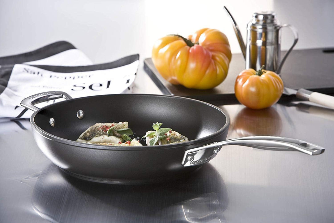 Le Creuset Aluminium-Antihaft hohe Pfanne mit Gegengriff#, Ø 30 cm, Für alle Herdarten inkl. Indukti