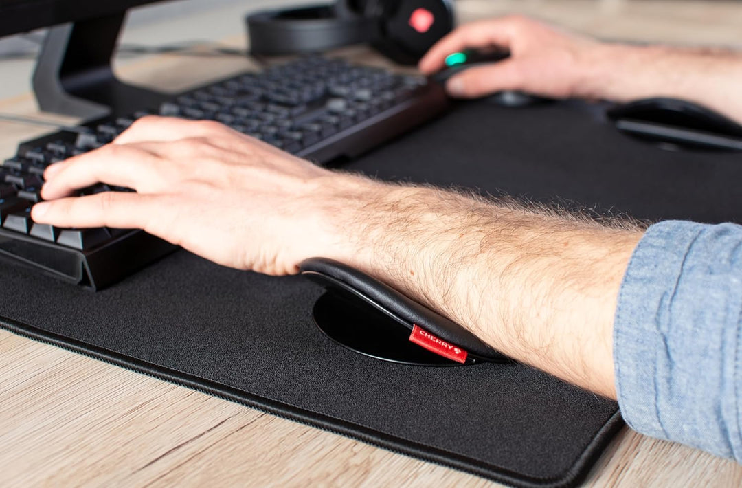 CHERRY SLIDEPAD ERGO, Gleitende Armauflage, Ergonomische Armablage für den Schreibtisch, Verwendbar