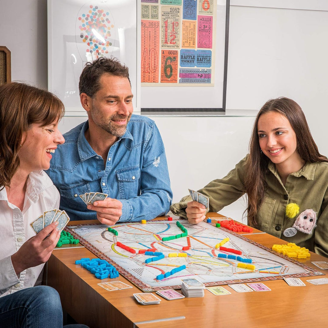 Asmodee | UNBOX NOW | Days of Wonder | Zug um Zug | Grundspiel | Familienspiel | Spiel des Jahres 20