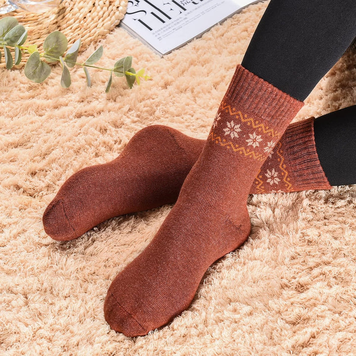 4 Stück Winter Warme Wollsocken Frauen Socken Wandersocken Strick Outdoor Freizeit Socken für Frauen