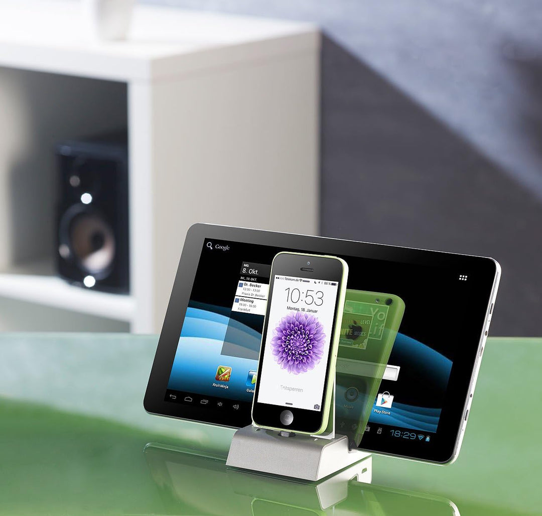 Callstel Ladestation iPhone: Docking-Station mit Bluetooth, Lightning- & Audio-Ausgang, MFi-zert. (i