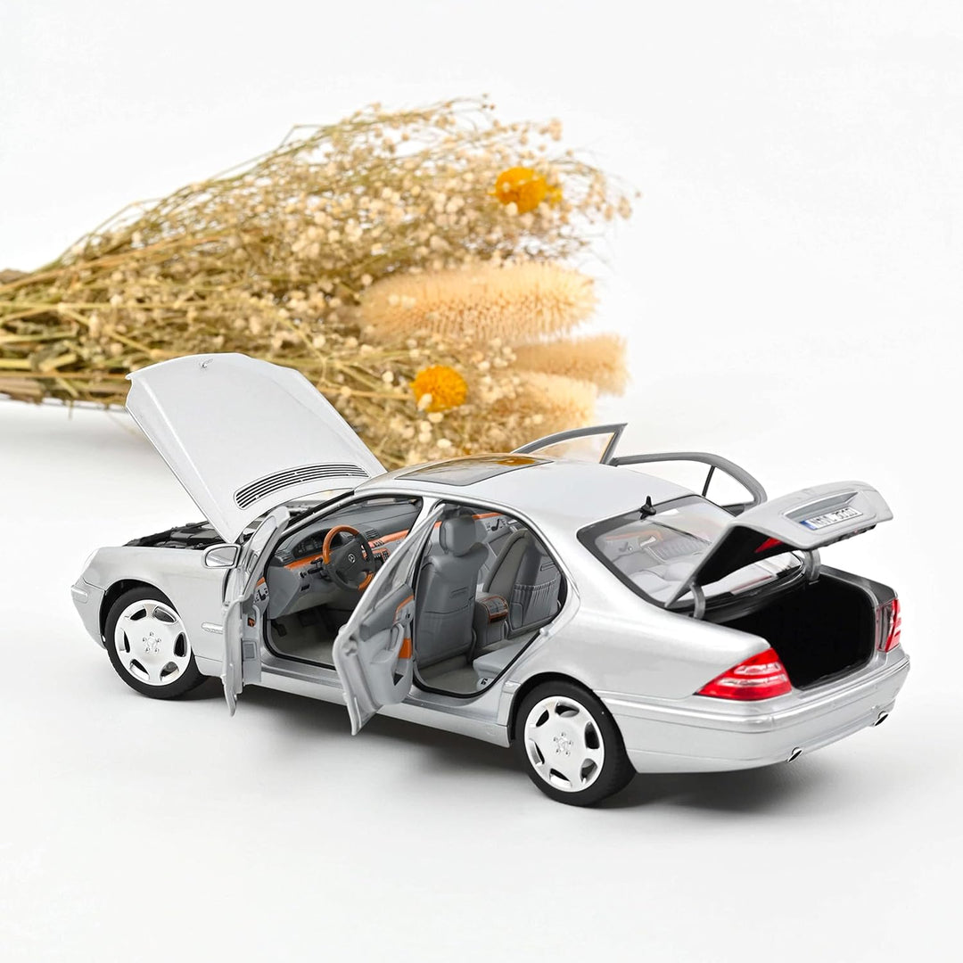 Norev Mercedes S600 S-Klasse W220 1998 Silber Modellauto 1:18