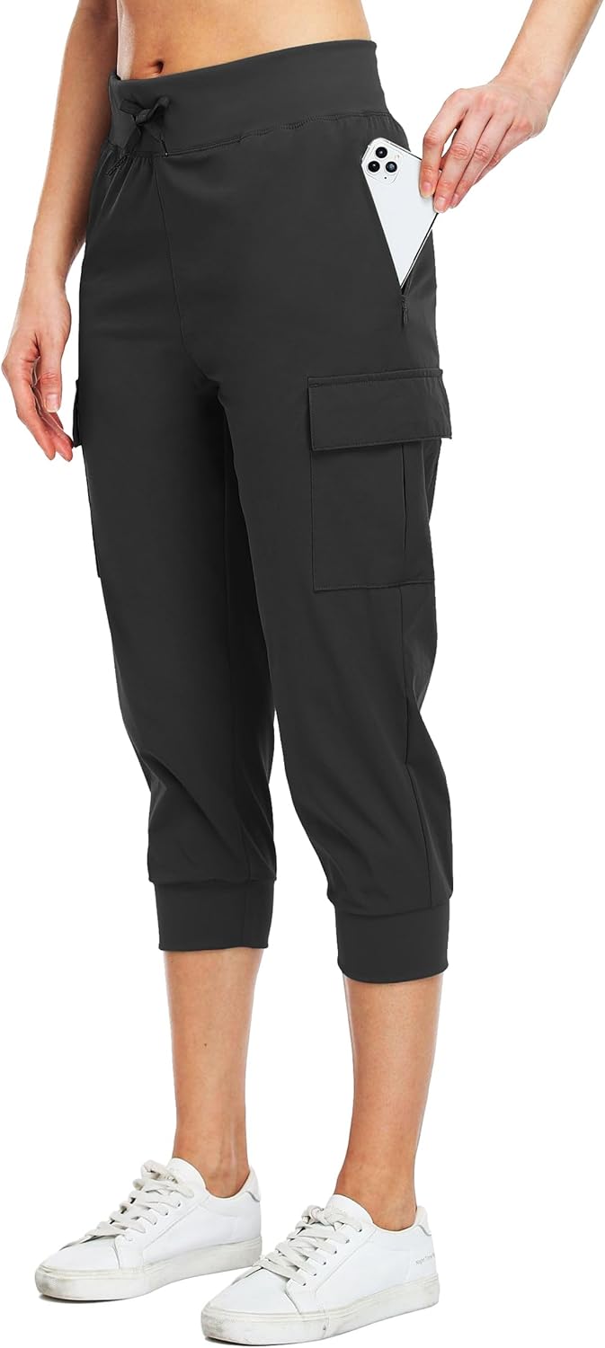 WILLIT Damen Caprihose, leicht, für Workout, Outdoor, Athletik, wasserabweisend, LSF 50+ S Schwarz,